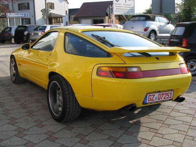 1986 Porsche 928 S4 GTS