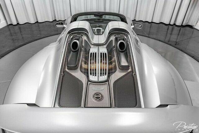 2015 Porsche 918 Spyder Convertible 4.6L 8 Cyl Engine Automatic Rhodium Silver