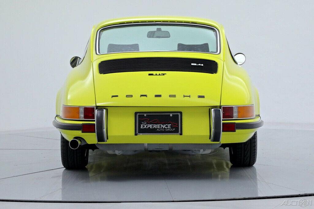1972 Porsche 911 T Oel Klappe [Full Nut and Bolt Restoration]