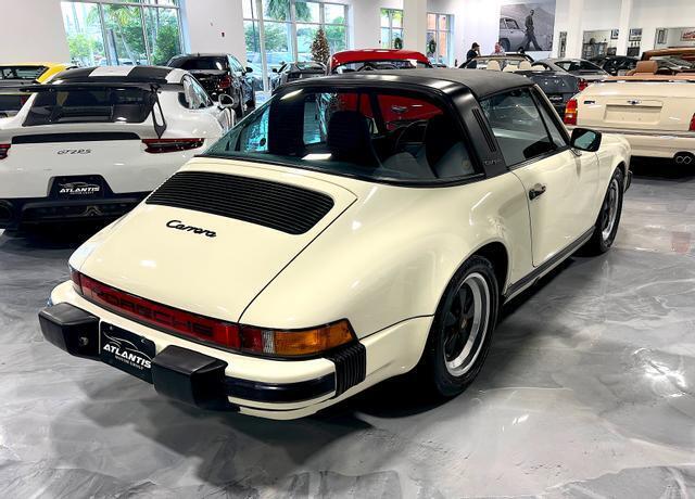 1984 Porsche 911 2D Targa