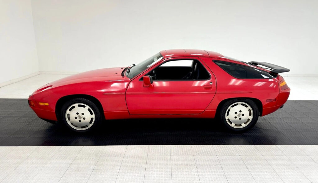 1987 Porsche 928 S4 Coupe