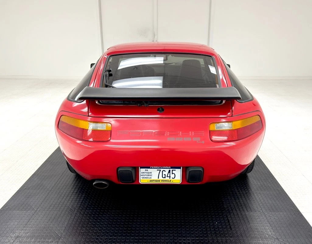 1987 Porsche 928 S4 Coupe