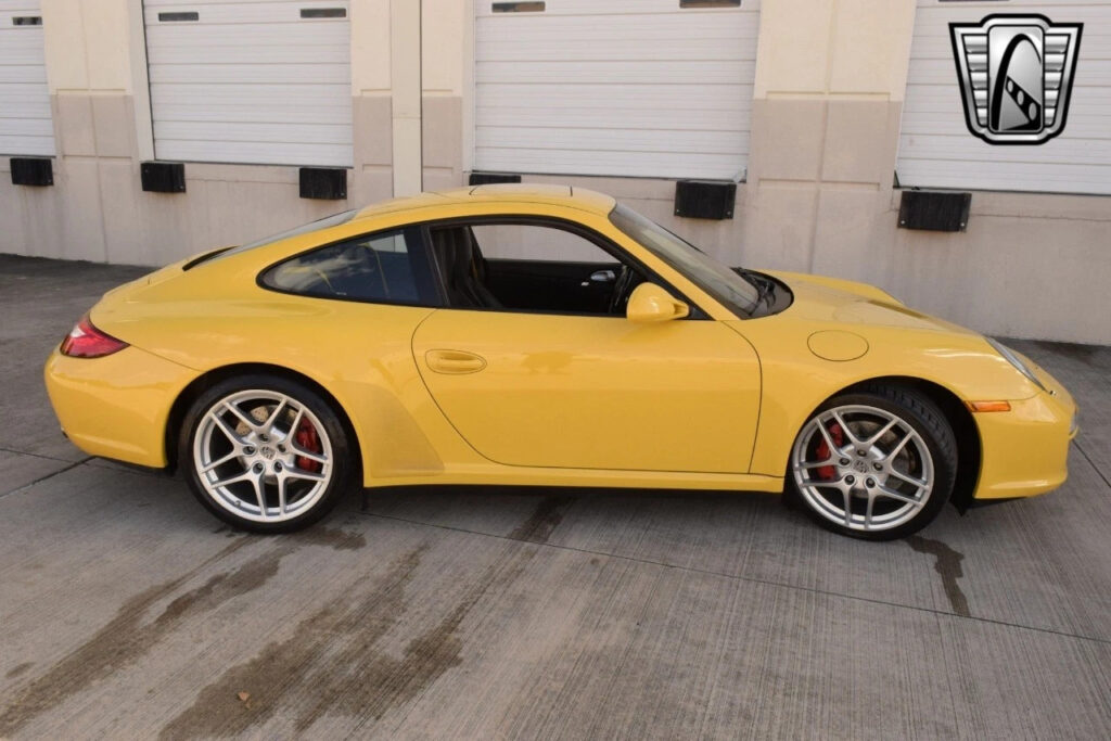 Yellow 2009 Porsche 911 Coupe 3.8 Liter