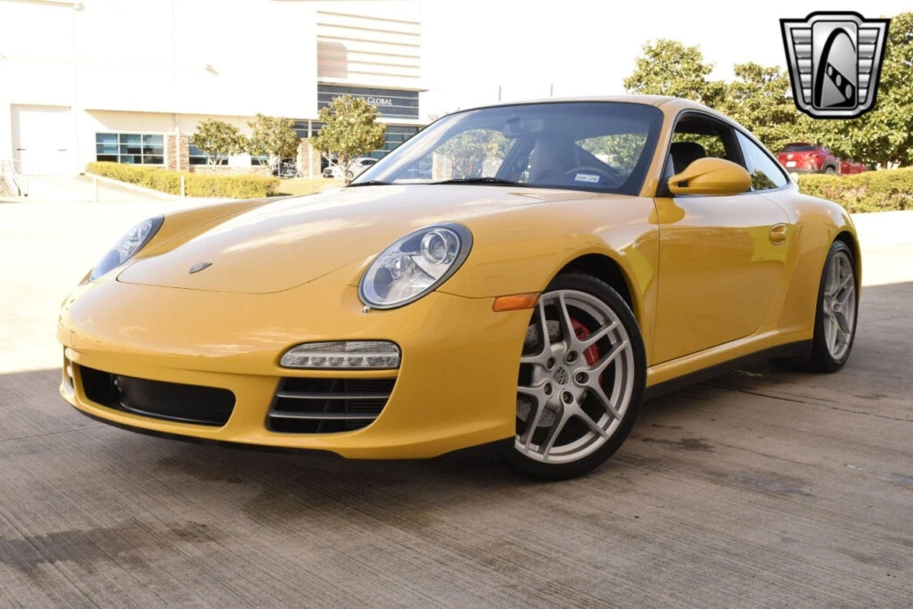 Yellow 2009 Porsche 911 Coupe 3.8 Liter