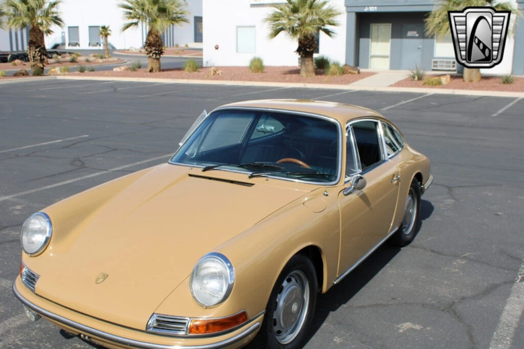 Brown 1967 Porsche 912 Coupe Flat 4  5 Speed Manual
