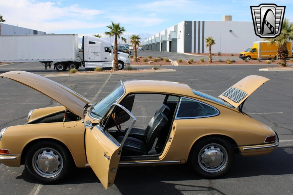 Brown 1967 Porsche 912 Coupe Flat 4  5 Speed Manual