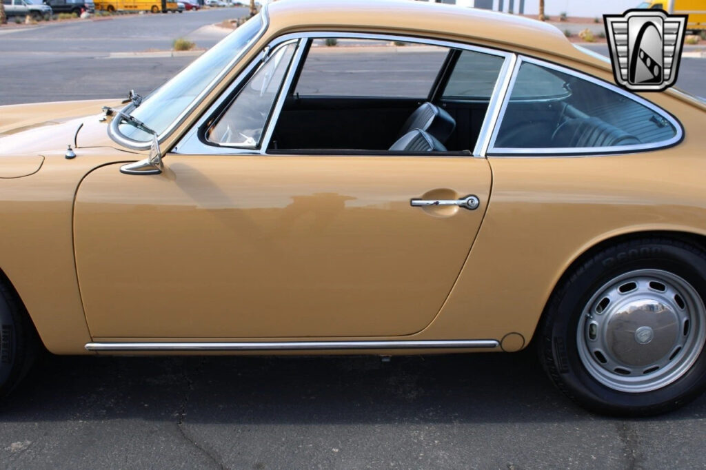 Brown 1967 Porsche 912 Coupe Flat 4  5 Speed Manual